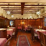 Отель Haus Lipmann 2*