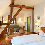 Haus Lipmann 2*